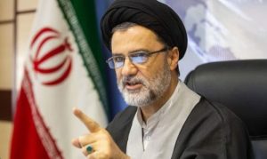 ادعای جدید نبویان درباره نامه‌های محرمانه رهبری به تیم مذاکره کننده؛ سه بار تأکید کردند درباره موضوع هسته‌ای گفت‌وگو نشود و مذاکرات متوقف شود