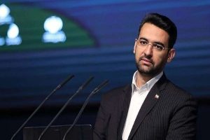 انتقاد آذری جهرمی از مخالفان توافق؛ یک جای پای استدلال آنها می‌لنگد/ از تفرقه بپرهیزیم/ پشت تیم سیاسی ایران بایستیم