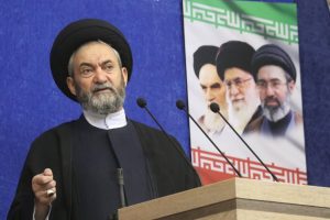 امام جمعه اردبیل: چرخش مواضع ترامپ، نشانه اقتدار ایران است