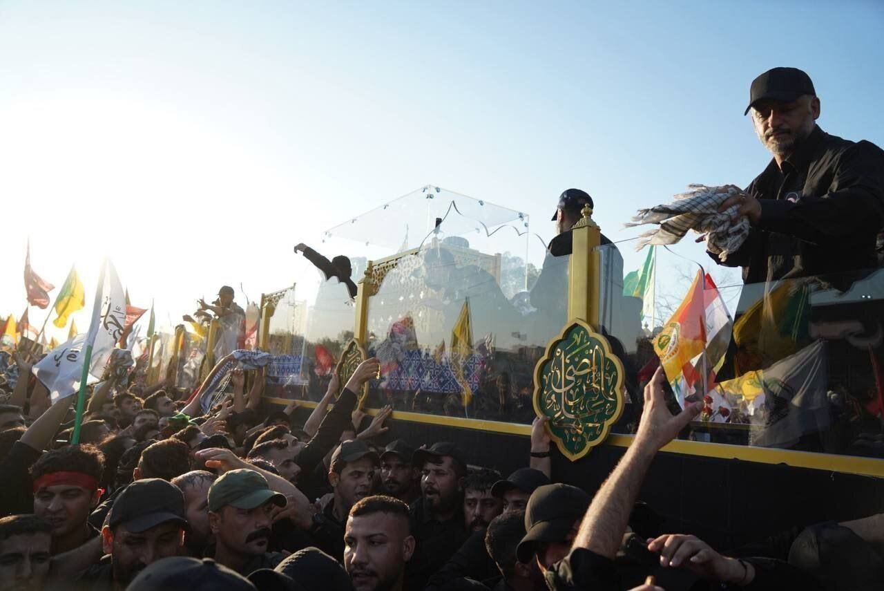 از نجف تا کربلا… وفاداری را دیدم که بر زمین گام برمی‌داشت