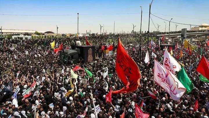 از نجف تا کربلا… وفاداری را دیدم که بر زمین گام برمی‌داشت