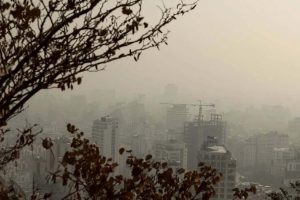 آلودگی هوای تهران با بازگشایی مدارس؛ افزایش آلاینده‌ها در پیک صبح و عصر