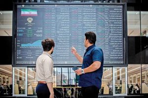 بورس سرخ شد / شاخص کل ۱۱۷ هزار واحد ریخت / فشار فروش در بازار بالا گرفت