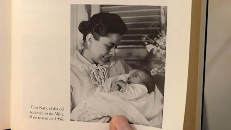دختر فراریِ فیدل کاسترو: پدرم عروسکی به من داد که لباس خودش را پوشیده بود، من موهای ریش کوچکش را میکشیدم